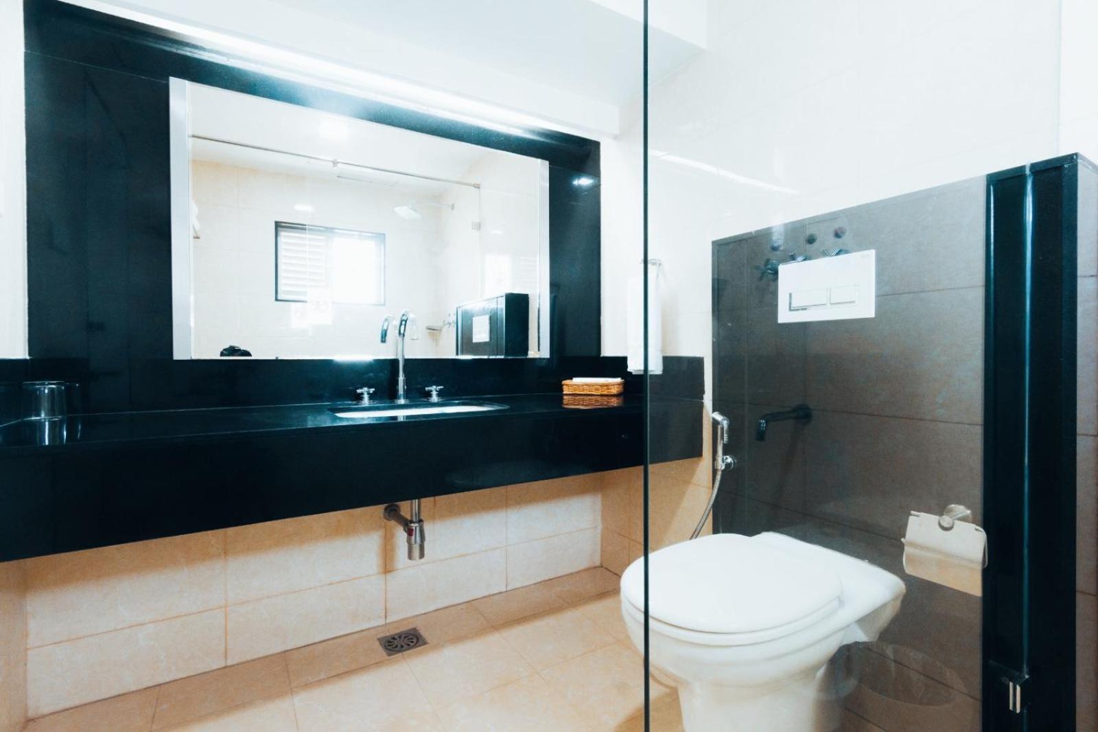 Hotel Southern Residency Kelambākkam Екстериор снимка