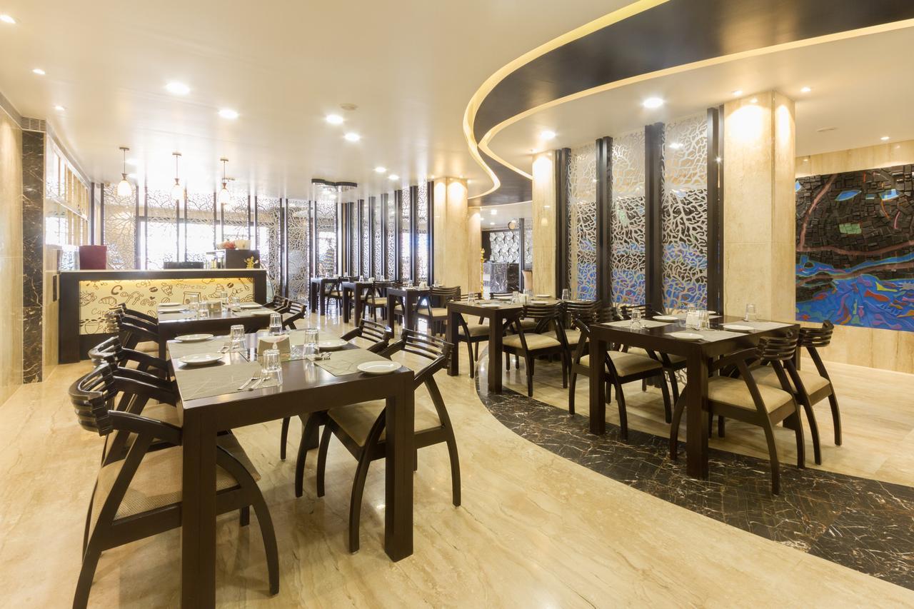 Hotel Southern Residency Kelambākkam Екстериор снимка